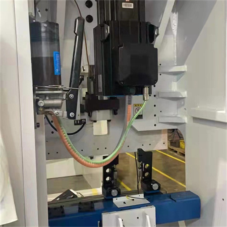 2019 хидравлична машина за огъване на ламарина с ЦПУ използвана хидравлична спирачка за преса