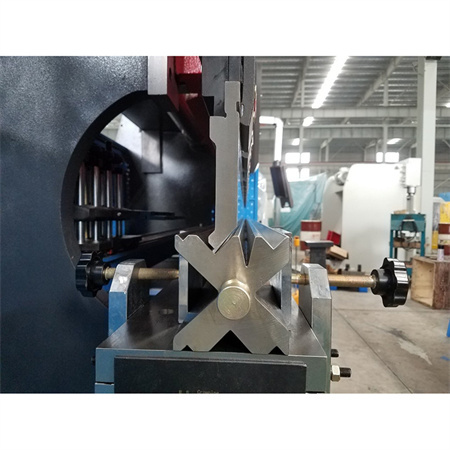 Хидравлична машина за огъване с висока точност, CNC 3 + 1 осова пресова спирачка със система DA52S за формоване на въглерод и неръждаема стомана
