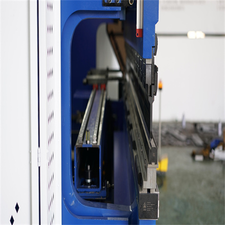 Напълно автоматизирана хидравлична CNC преса спирачка, способна да пести работна сила