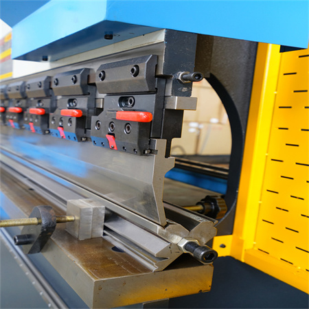 Голямо оборудване CNC хидравличен метален лист за огъване Сгъваема машина за пресоване на ламарина