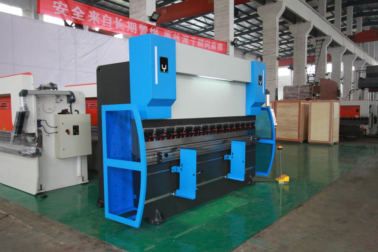 200t 300t Стандартна индустриална спирачна преса Cnc хидравлична пресова спирачна машина