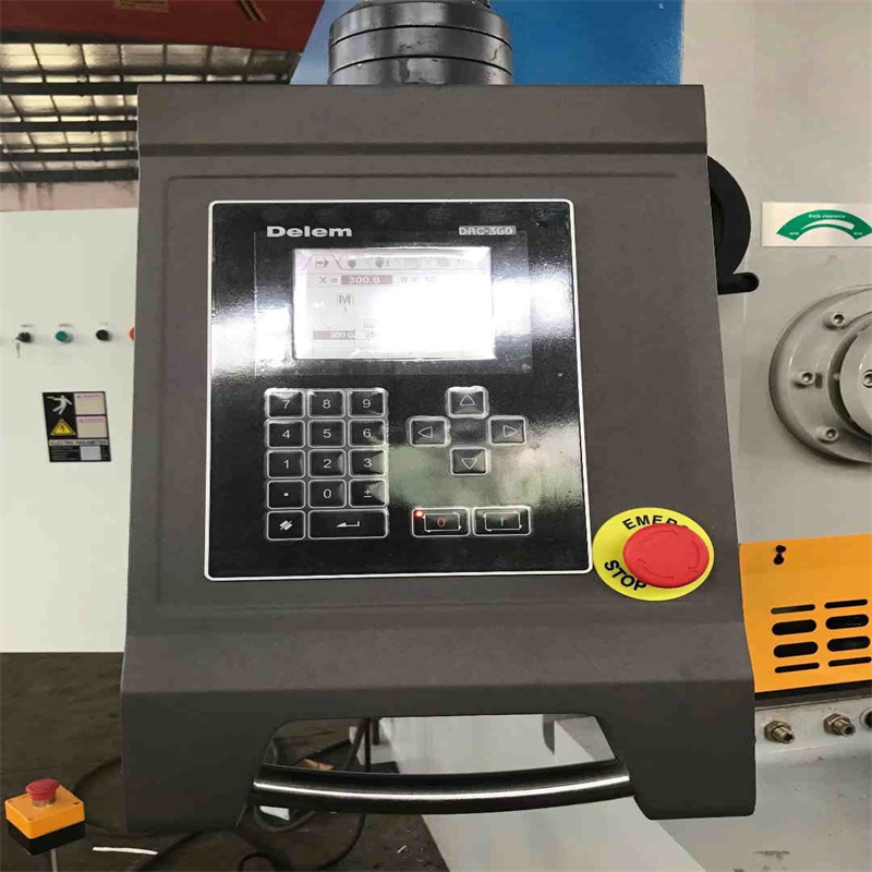 Cnc хидравлични метални листове Автоматична гилотина машина за срязване за метална обработка