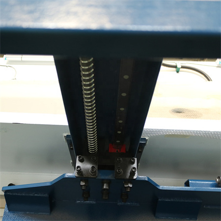 Хидравлична гилотина тип HAAS машина за срязване с ЦПУ, оборудвана с E21S CNC система.